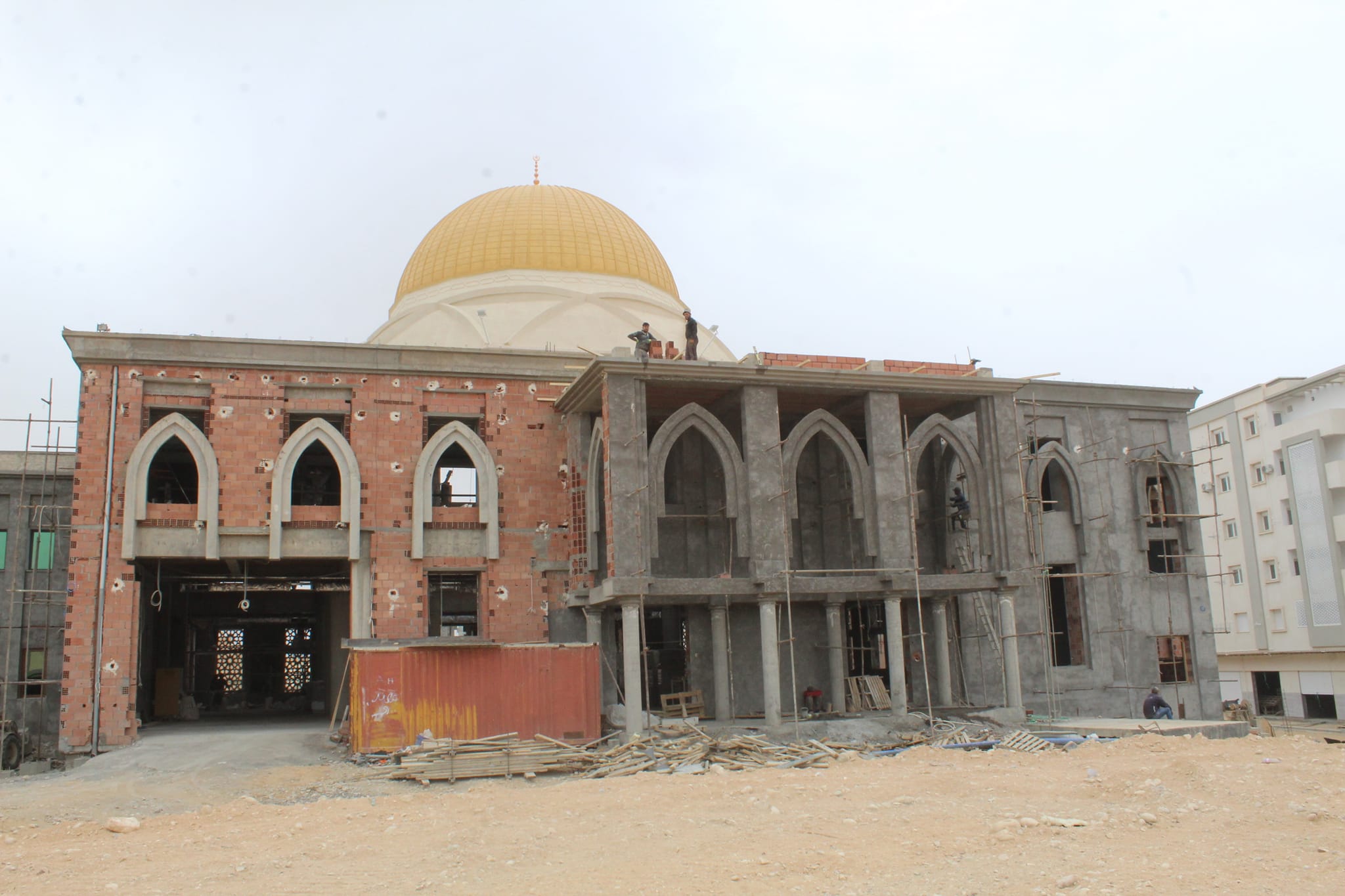 معاينة مشروع انجاز مسجد القدس