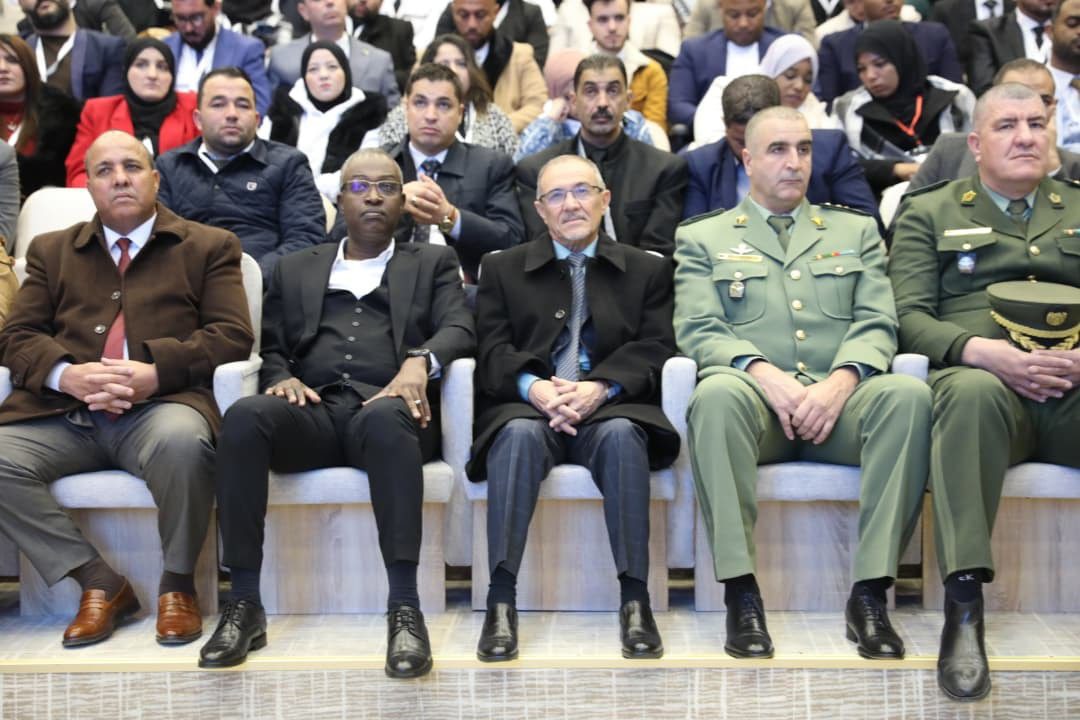 الافتتاح الرسمي لمنتدى قادة شباب الجزائر 03