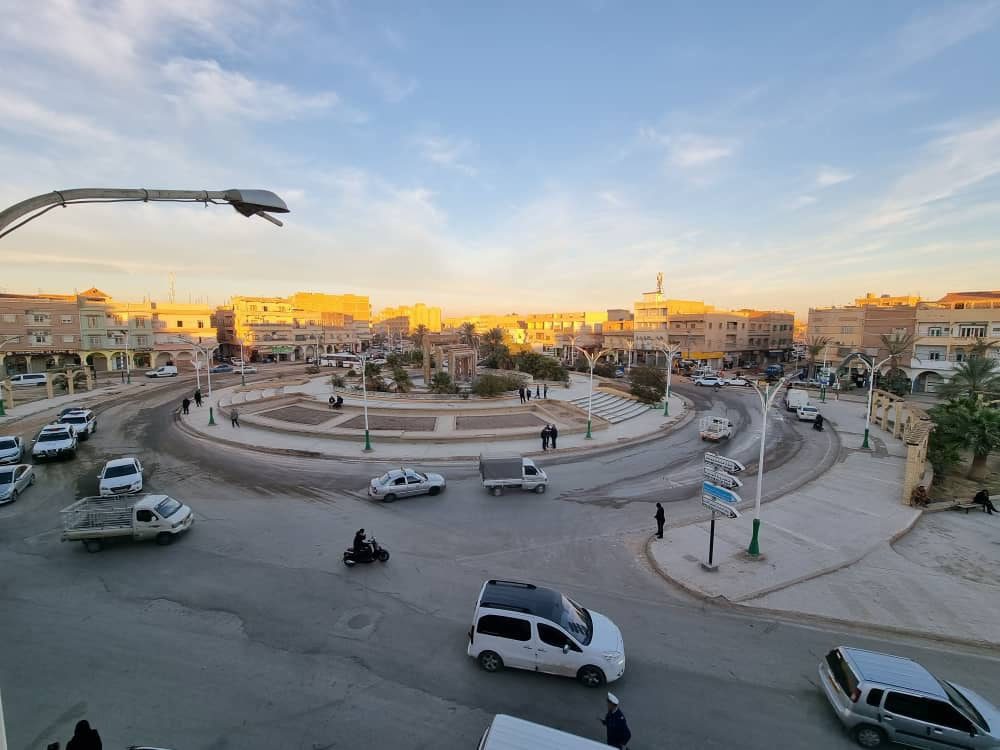 معاينة ساحة الثورة ببلدية بسكرة