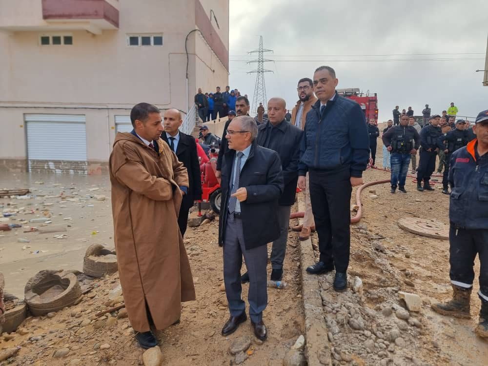 تفقد السكنات التي غمرتها المياه جراء التساقطات المطرية الكبيرة التي عرفتها مدينة بسكرة