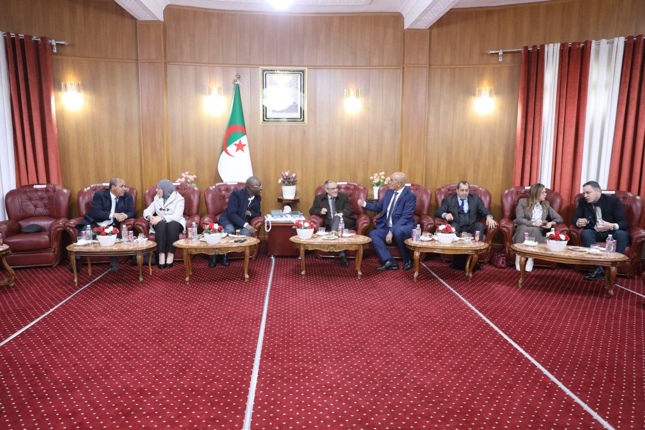 اختتام فعاليات منتدى قادة شباب الجزائر الطبعة 03