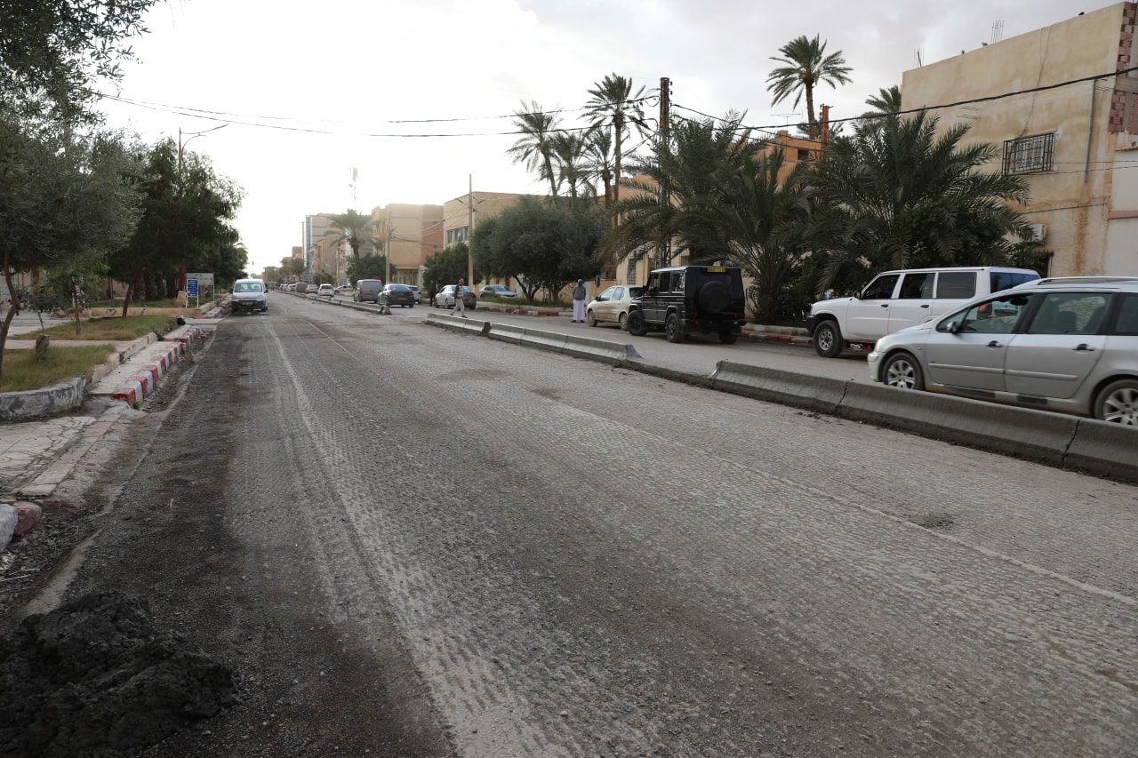 معاينة مشروع تهيئة وإعادة الإعتبار وعصرنة شارع الإخوة صولي ببلدية بسكرة