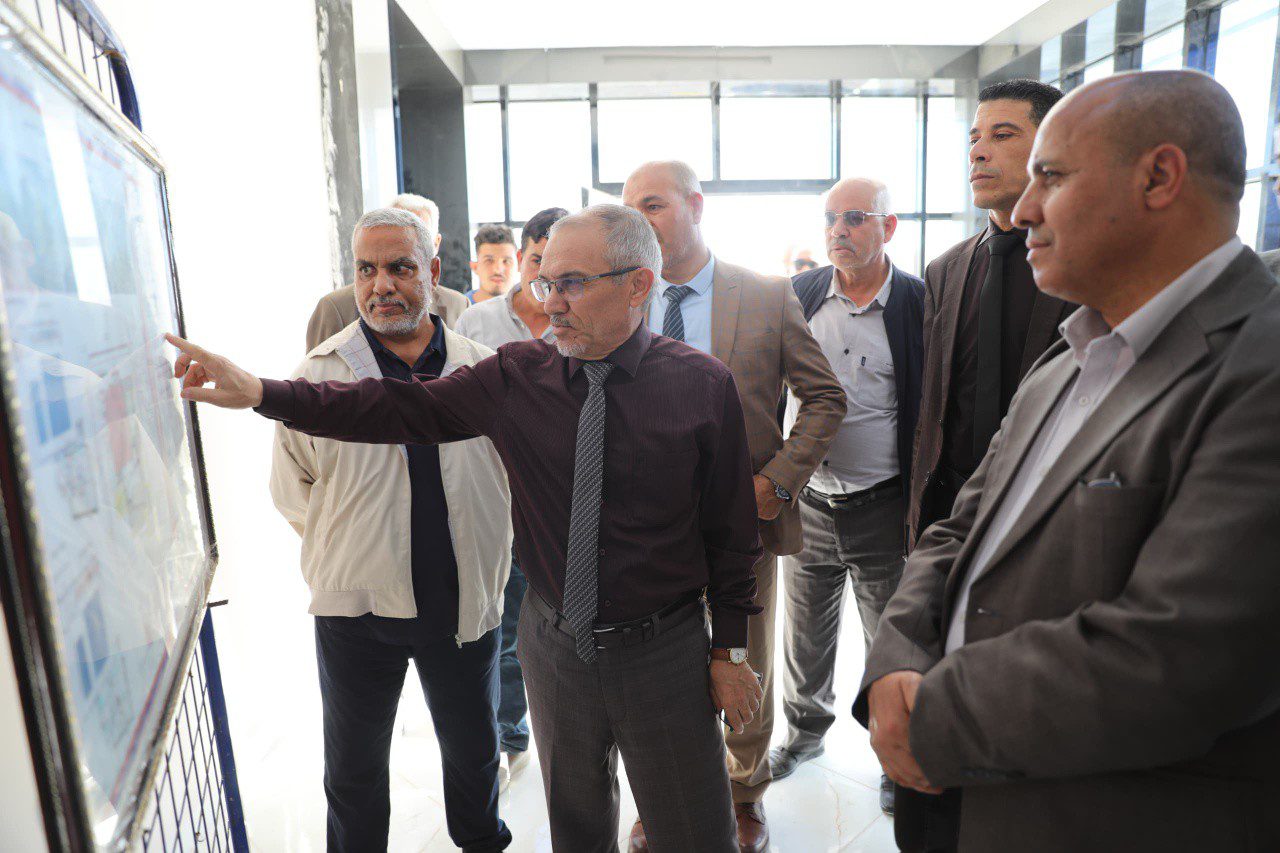 معاينة مشروع إنجاز مسبح نصف أولمبي