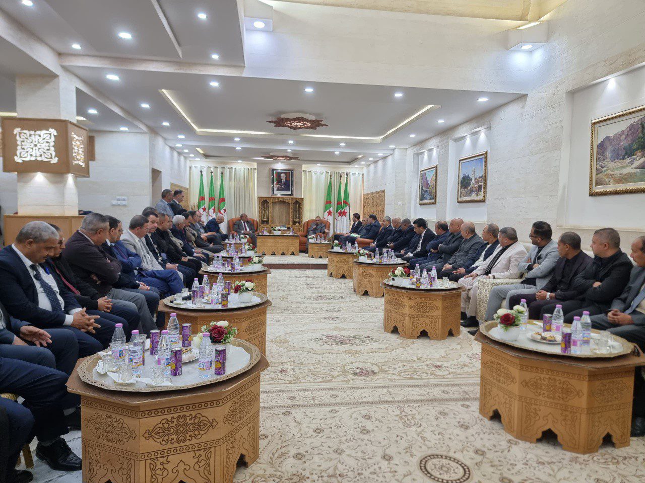 استقبال جميع إطارات الولاية العاملين على مستوى الجماعات المحلية